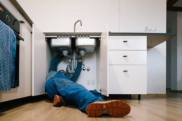 Professional Leak Detection technician working in Middletown, MD
